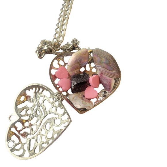 Heart-Shaped Diffuser Necklace Locket, Assorted Scent Spheres Aromatherapy Beads - Picture 3 of 16